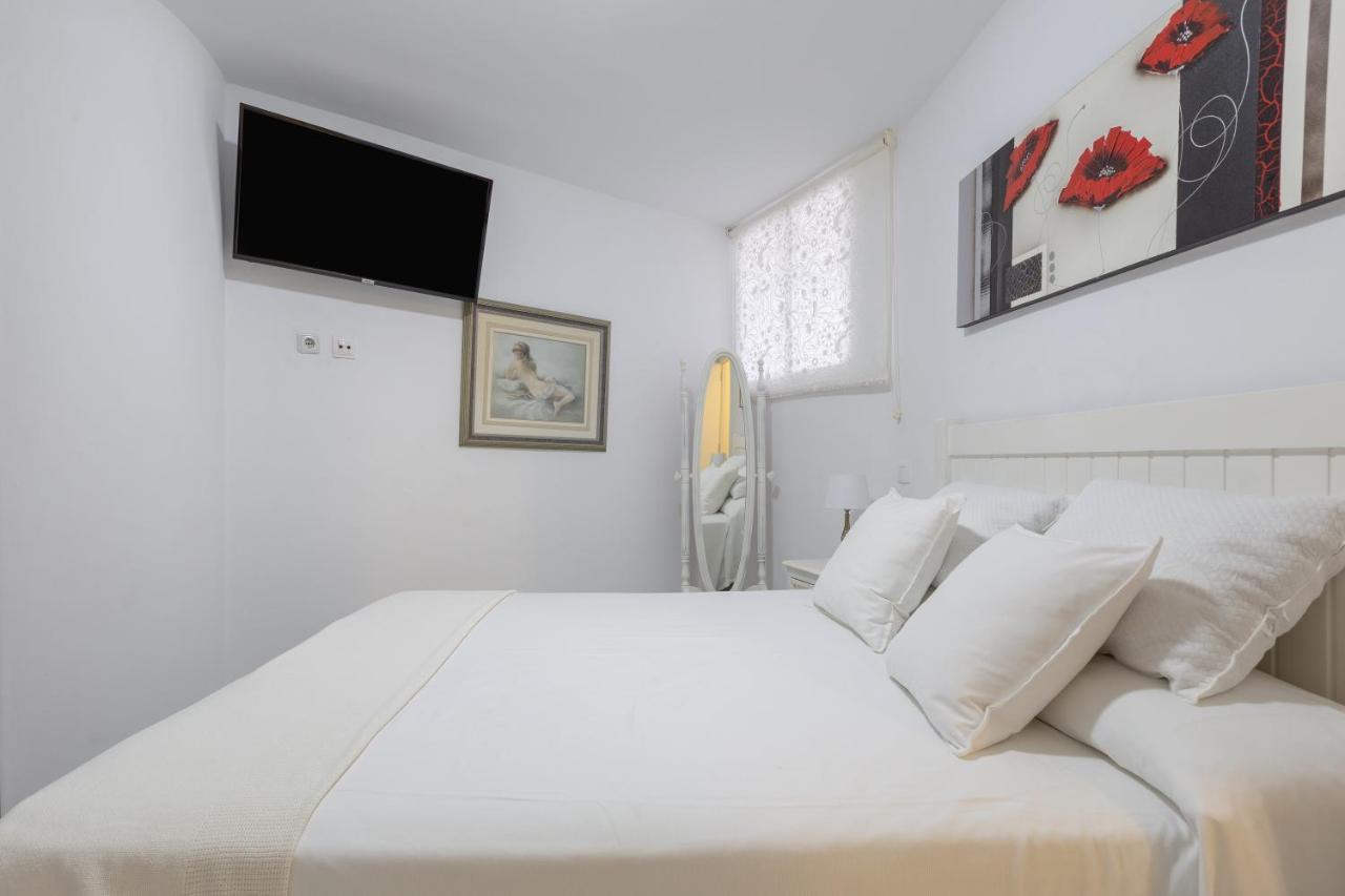 Apt Playa Y Montana Apartment ตอร์เรโมลิโนส ภายนอก รูปภาพ