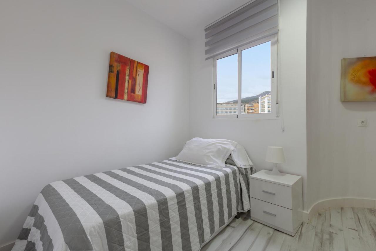 Apt Playa Y Montana Apartment ตอร์เรโมลิโนส ภายนอก รูปภาพ