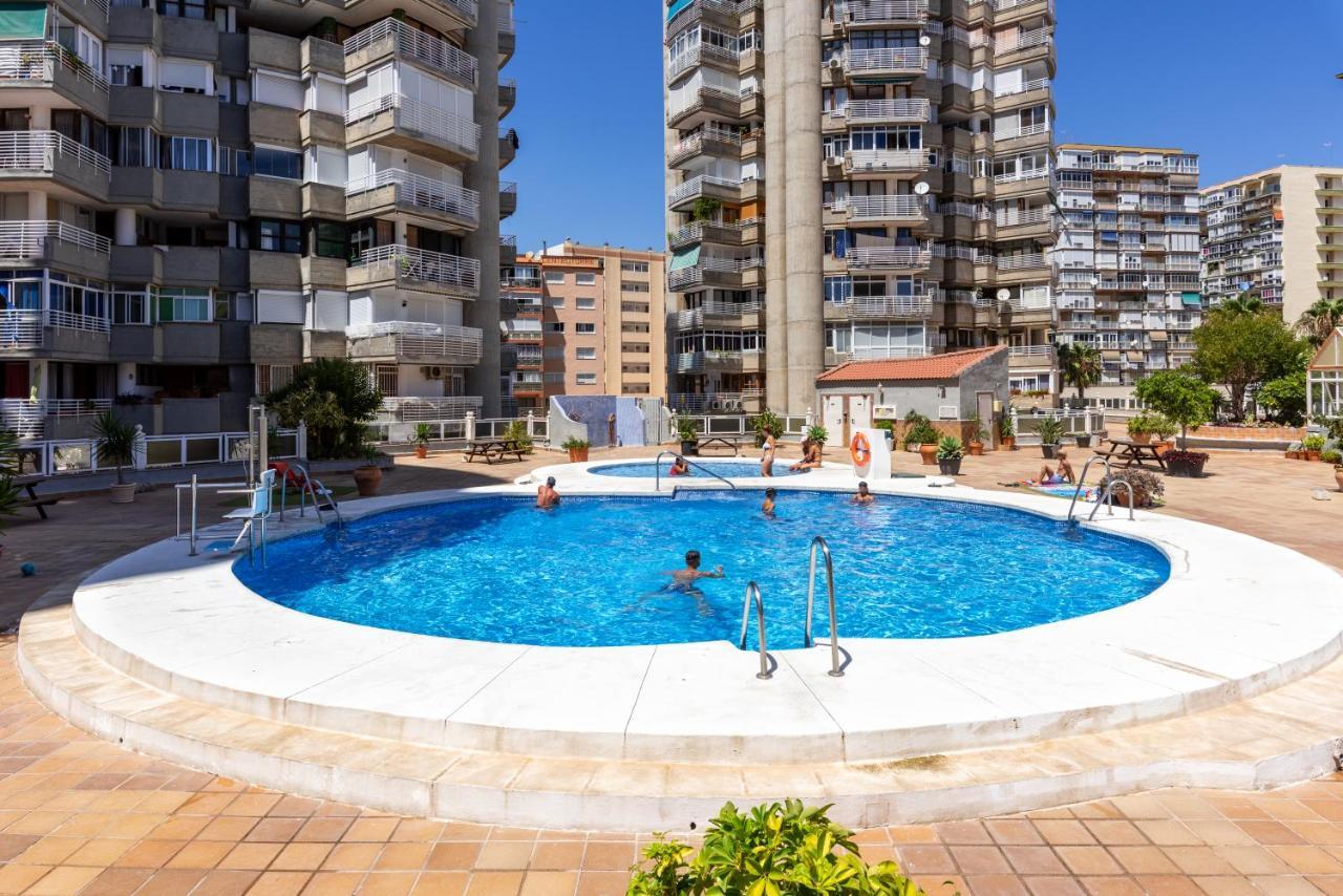 Apt Playa Y Montana Apartment ตอร์เรโมลิโนส ภายนอก รูปภาพ